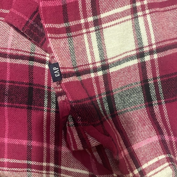 GAP flannel, size large. Never worn! - Picture 3 of 3